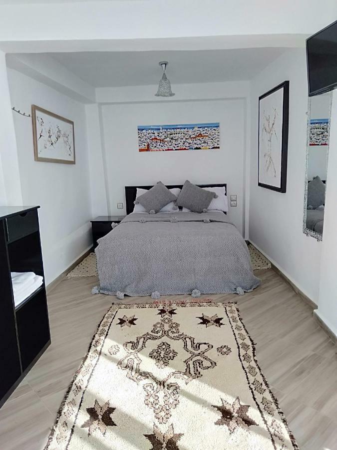 Appartements La Grotte Эс-Сувейра Экстерьер фото